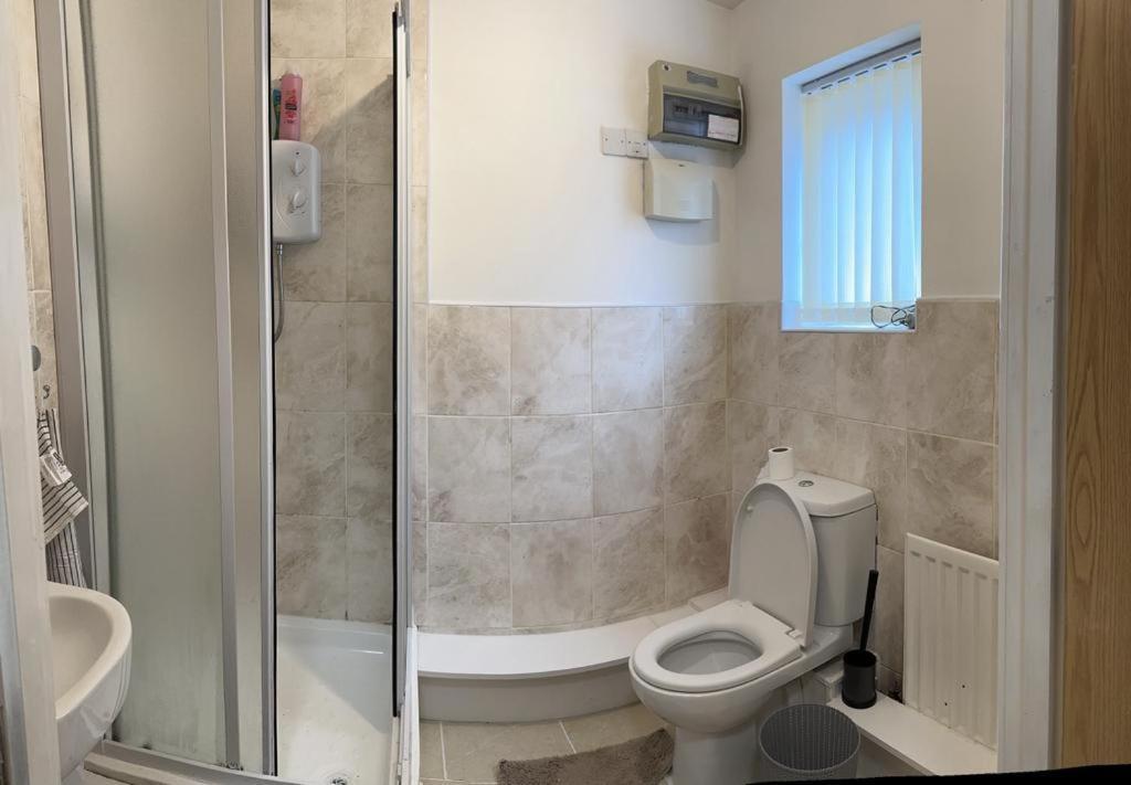 Rooms 7 Minutes From Etihad Manchester Esterno foto